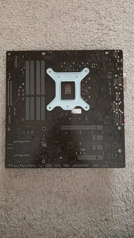 ASUS P8H61-M EVO - 4
