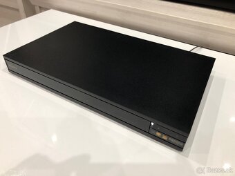 Sony ubp x800 4k uhd bluray player - 4