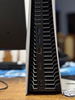Playstation 5 (disková verzia) - veľmi dobrý stav - 4