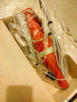 RETRO VECI - VÁHA  A VYSÁVAČ - 4