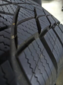 R15 195/65 - 4