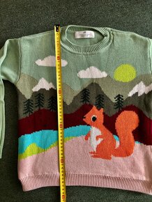 Predám krásny sveter s veveričkou - 4