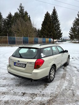 Subaru Outback 2.5i - 4