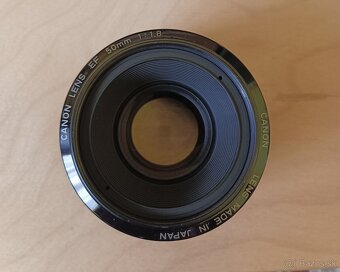 Canon EF 50mm 1:1,8 - 110 € - 4