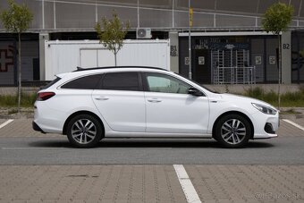 Hyundai i30 CW 1.6 CRDi 136 Family - 4