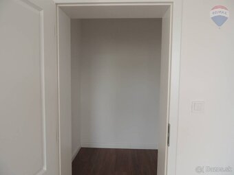 NA PREDAJ: 2 izbový byt, 56m2, novostavba, balkón, Dunajská - 4