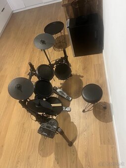 ALESIS Nitro Drum Kit - Elektronická bicia súprava - 4