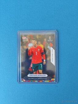 Cristiano Ronaldo - Liga národov UEFA 2025 Topps NOW® Portug - 4
