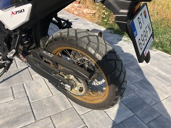 Predám Honda Transalp XL 750 - 4