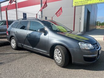 VOLKSWAGEN GOLF - 4