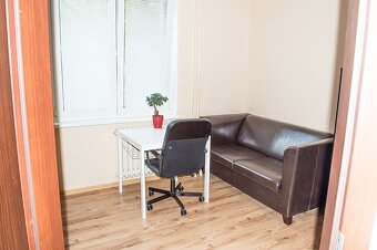 Samostatná izba v 4 izbovom byte Ružinov - 4