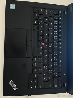 Lenovo Thinkpad T490 - 4