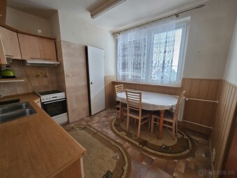 Ponúkam na prenájom 3 izbový byt s balkónom v Poprade časť M - 4