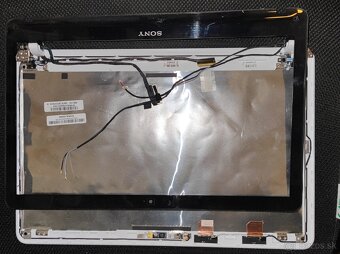 SONY VAIO SVF152A29M - 4