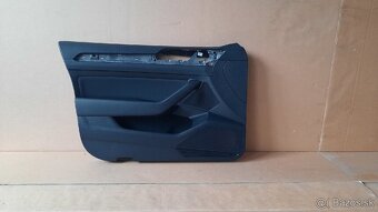 obloženie + dekor dverí Passat B8 - 4