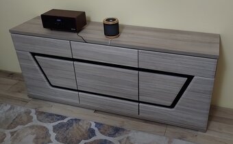 Moderná komoda Tasia TS 2 - 4