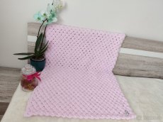 Pletená detská deka svetlo-ružová - 4