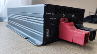 Nabíjačka Mean Well PB-600-12 - 4