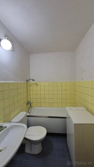 Ponúkame na predaj veľký 1.izb. byt na Sídlisku III v PO. - 4