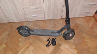 Elektrická kolobežka Xiaomi M365 - 4
