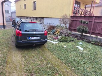 Predám Peugeot 207 SW 1,4 i 74 kw - 4