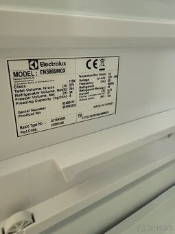 Predám/Kombinovaná chladnička - 4