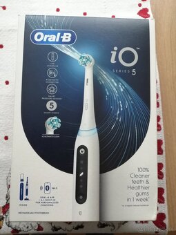 Elektrická zubná kefka - 4