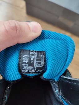 Vysoké prechodné topánky s gore-tex ECCO v.37 - 4