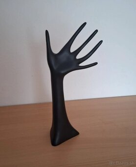 Ruka stojan na šperky - 4