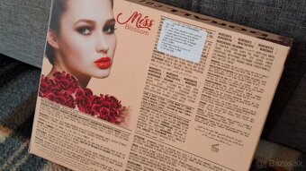 Dámska kozmetická kazeta - 4