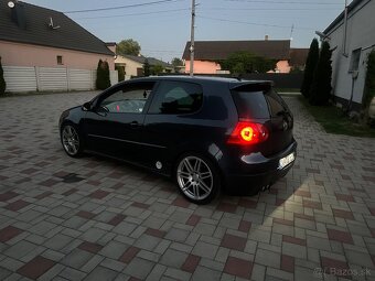 Predám Golf 5 gti - 4