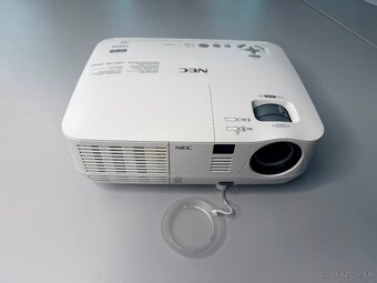 Predám NEC V300W - 3000ANSI lum., WXGA, HDMI - top stav - 4