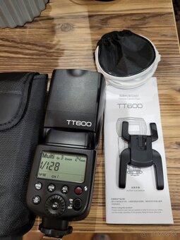 Externý blesk Godox TT600 - 4