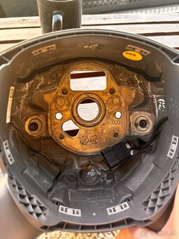 Volant Audi a8 d3 - 4