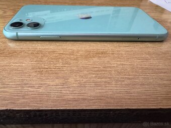 iPhone 11 64 GB - 4