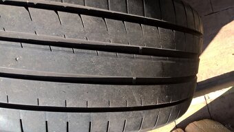 2 + 2 ks LETNÉ 235/45 R18 98Y XL cca 6 mm rok 2023 a 2021 - 4