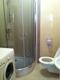 Bez realitky - stare mesto 2-izbovy byt - 4