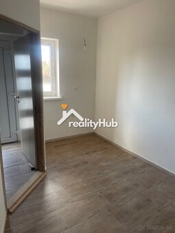 Moderný tehlový dom v Chynoranoch na predaj - 4