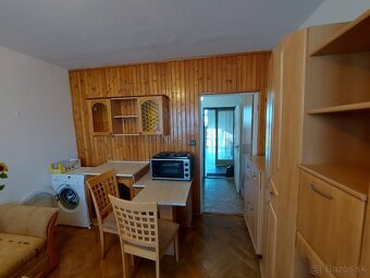 Prenájom garsónky na Tekovskej ul. 2 v Leviciach - 4