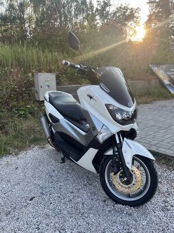 YAMAHA NMAX 125 - TOP STAV - 4