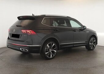 Volkswagen Tiguan Allspace - 4