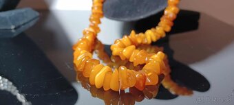 Ponúkam krásny starý náhrdelník z pravého jantáru - 4