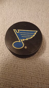 Hokejove puky NHL - 1ks -8€ - 4
