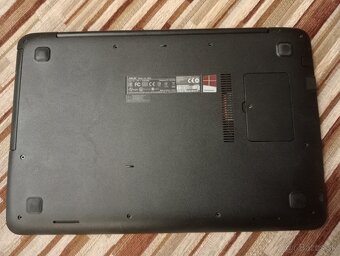 predám nefunkčný notebook Asus X555L - 4