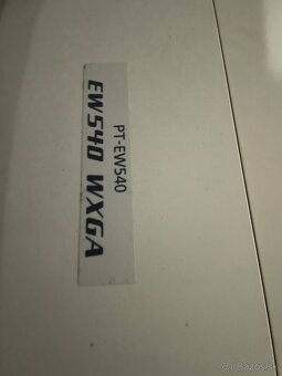 Projektor Panasonic - 4