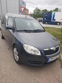 Fabia Roomster - 4