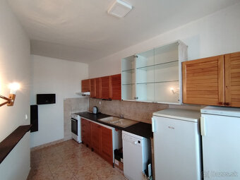 Prenájom 3-izbového bytu s lodžiou, 75 m², BA - Dlhé Diely - 4