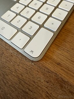 Apple Magic Keyboard s Touch ID a Numerickou klávesnicou - 4