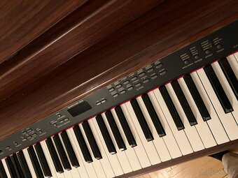 Yamaha Clavinova - 4