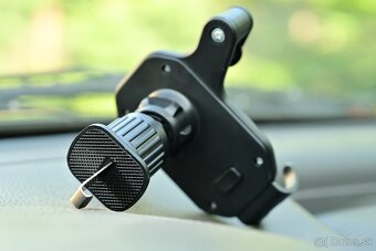 Stabilný držiak na mobil do auta - 4